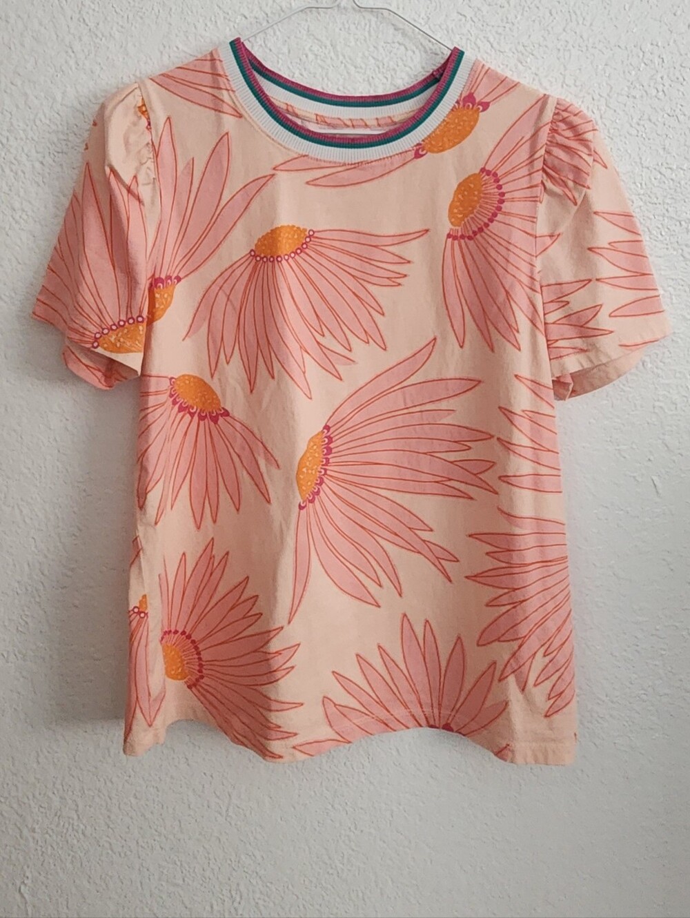 Like New Kate Spade Falling Flower TShirt